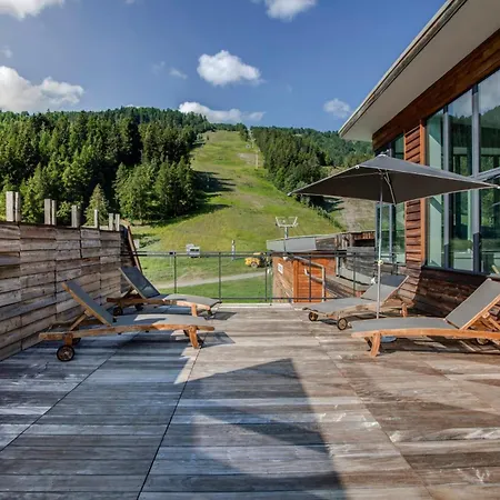 Отель Marmotel & 3*