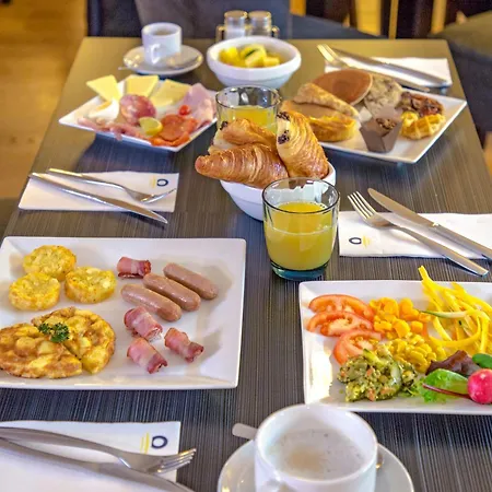 Отель Marmotel &