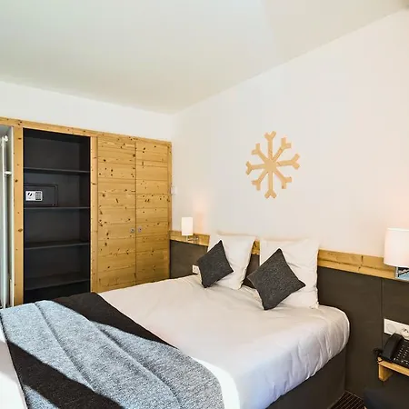 Отель Marmotel &