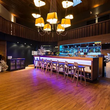 Marmotel & 3* Пра-Лу