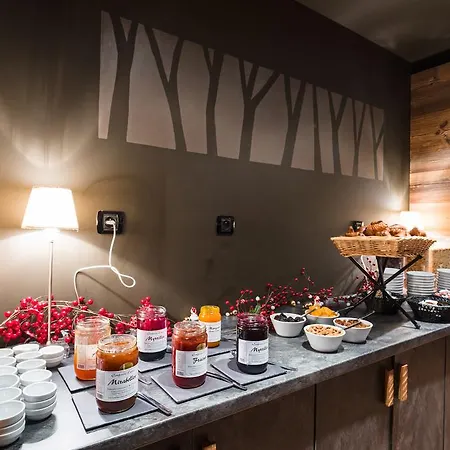 Отель Marmotel & Пра-Лу